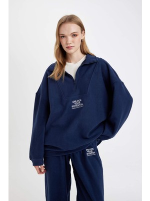 DeFacto Oversize Geniş Kalıp Fermuarlı Dik Yaka Nakışlı Polar Sweatshirt Y2649AZ24WN