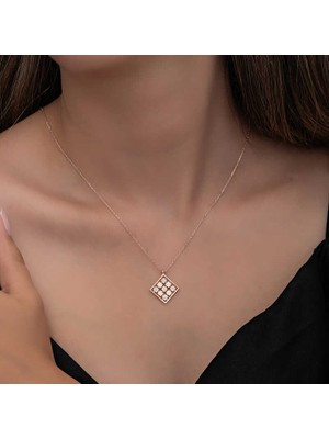 Usho Jewelry Gümüş Rose Dörtgen Zirkon Taşlı Kadın Kolye