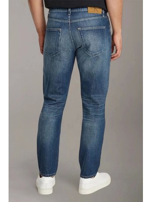 Calvin Klein Dad Jean