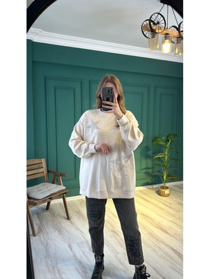 Ceren İrem Boutique 33431 Yıldızlı Taşlı Sweat-Bej