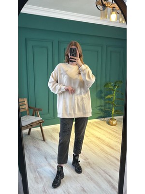 Ceren İrem Boutique 33431 Yıldızlı Taşlı Sweat-Bej