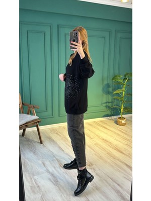 Ceren İrem Boutique 33431 Yıldızlı Taşlı Sweat-Siyah