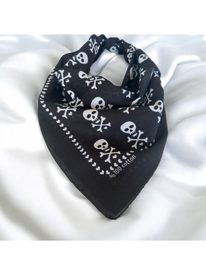 Als Accessories Siyah Renk Büyük Boy Içerisinde Beyaz Büyük Boy Kurukafa Desenli % 100 Koton Bandana