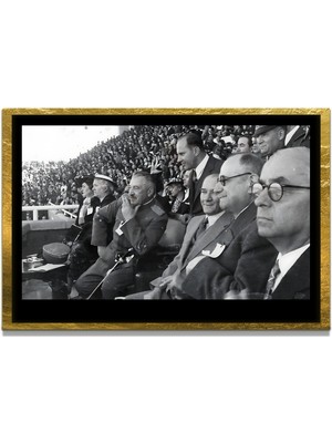 Marsilyan Yapay Zeka İle Yenilenmiş Atatürk Fotoğrafları Siyah Beyaz Cam Tablo, 3d Dekoratif Baskı 281