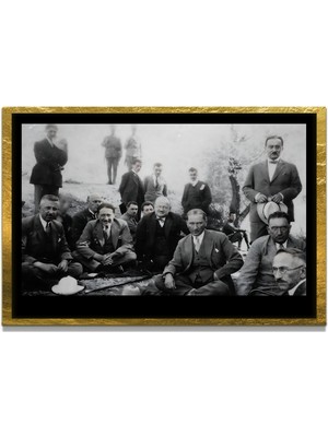 Marsilyan Yapay Zeka İle Yenilenmiş Atatürk Fotoğrafları Siyah Beyaz Cam Tablo, 3d Dekoratif Baskı 78