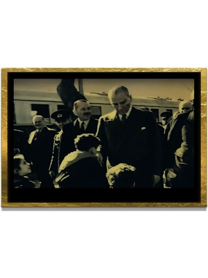 Marsilyan Yapay Zeka İle Yenilenmiş Atatürk Fotoğrafları Siyah Beyaz Cam Tablo, 3d Dekoratif Baskı 296