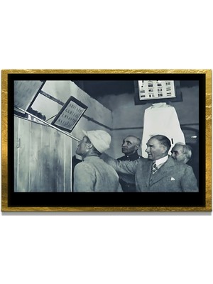 Marsilyan Yapay Zeka İle Yenilenmiş Atatürk Fotoğrafları Siyah Beyaz Cam Tablo, 3d Dekoratif Baskı 234