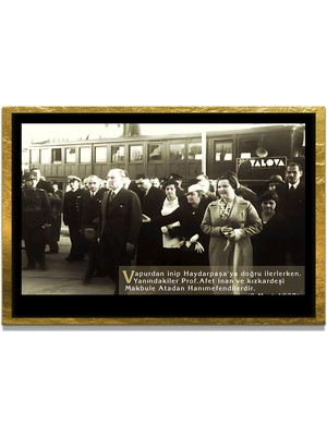 Marsilyan Yapay Zeka ile Yenilenmiş Atatürk Fotoğrafları Siyah Beyaz Cam Tablo, 3D Dekoratif Baskı 580