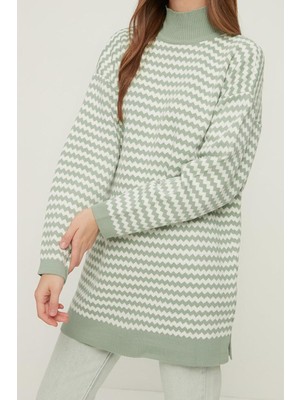 FRM Kadın Moda Şık Tesettür Dik Yaka Düşük Kol Midi Yarım Balıkçı Yaka Çizgili Triko Kazak