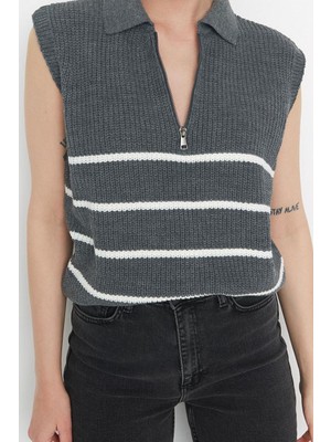 FRM Kadın Moda Şık Polo Yaka Standart Kol Regular Fermuarlı Çizgili Triko Süveter