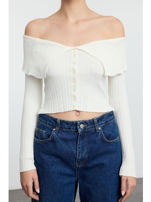 FRM Kadın Moda Şık Carmen Yaka Standart Kol Crop Özel Iplik Triko Hırka