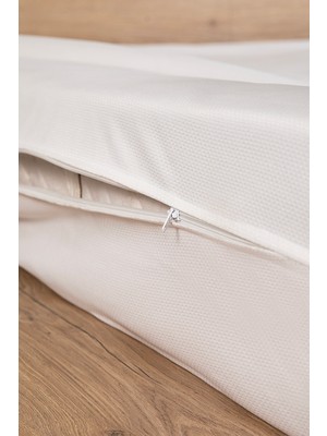 Bedy Guard Full Koruma Fermuarlı Yatak Koruyucu Alez Beyaz Nefes Alabilen Polyester Malzeme