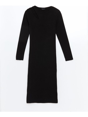 Bisiklet Yaka Pencere Detaylı Kadın Triko Elbise