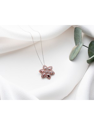 Silver Garden 925 Ayar Gümüş Rose Kaplama Ruby Damla Lotus Kolye