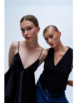 Luna Diamond Pırlantalı Luna Ay Kolye