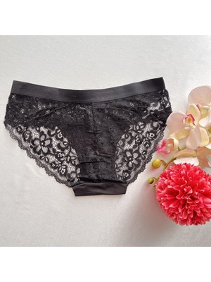 Dantelli ve Lazer Kesim Bikini Model Külot - Siyah 38-40 B