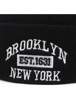 Pissos Brooklyn Nakışlı Bere 3'lü Paket Kışlık Katlamalı Trend Şapka