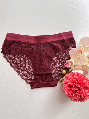 Dantelli ve Lazer Kesim Bikini Model Külot - Bordo 38-40 B