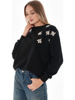 Pulli Collection Yaprak Taş Detaylı Oversize Sweatshirt