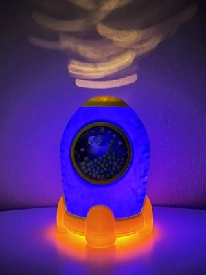 Hediye Fikri Işıklı Roket Tasarımlı Uzay Temalı Kumbara