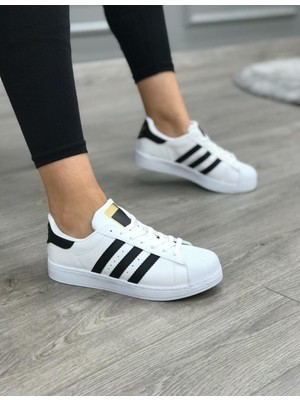 Star Beyaz Siyah Bağcıklı Sneakers