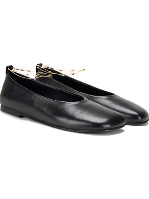 Desa Kadın Siyah Zincir Detaylı Babet