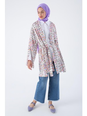 Beyaz-Pembe-Oversize Kol Yırtmaç Detaylı Kuşaklı Desenli Kimono