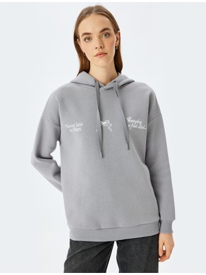 Koton Arkası Baskılı Kapüşonlu Rahat Kalıp Sweatshirt