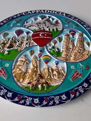 Dekoratif Kabartma Kapadokya ve Çini Desenli 20 cm Duvar Tabağı