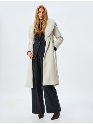 Koton Kuşak Detaylı Cepli Çıkarılabilir Suni Kürk Yaka Uzun Kaşe Kaban