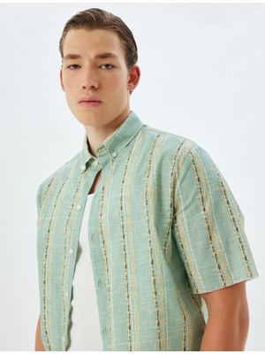 Koton Desenli Gömlek Kısa Kollu Düğmeli Yaka Pamuklu