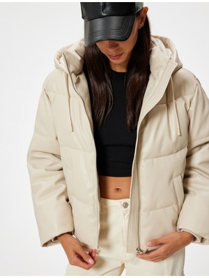 Koton Şişme Mont Deri Görünümlü Kapüşonlu Fermuarlı Cep Detaylı