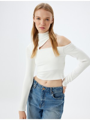 Koton x Inji - Crop Pencere Detaylı Uzun Kollu Tişört