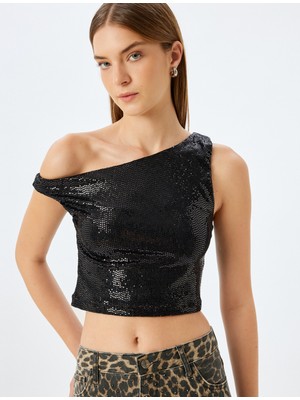 Koton x Inji - Pullu Payetli Kayık Yaka Crop Kolsuz Slim Fit Bluz