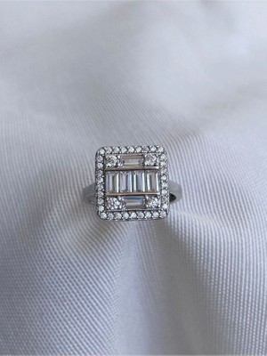 Ricco Jewellery 14 K White Gold Kaplama 925 Ayar Gümüş Baget Iri Kare Yüzük