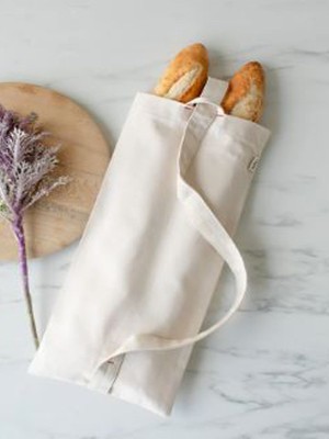 Mediterian Pratik ve şık beyaz ekmek taşıma çantası, 20x40 cm boyutuyla kullanışlıdır