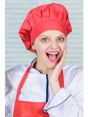 Mediterian Kırmızı Şef Şapkası, Şık ve Rahat Mutfak Kıyafeti, 50x70 cm
