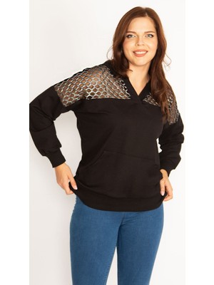 Kadın Siyah Robası Lak Fileli Kapşonlu Sweatshirt 65N34747