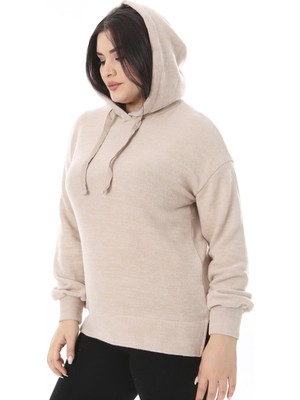 Kadın Büyük Beden Bej Kapşonlu Polar Sweatshirt 65N38521