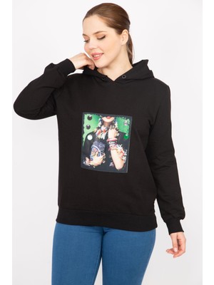 Kadın Siyah Büyük Beden Dijital Baskılı Kapşonlu Sweatshirt