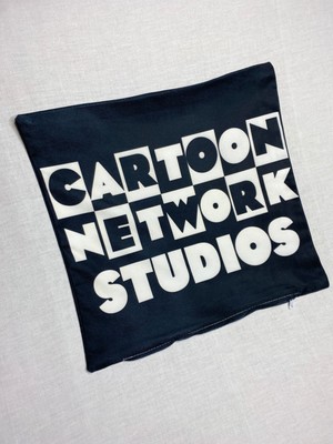 Yaya Design Co Cartoon Network Studios Desenli Dekoratif Dijital Baskılı Kırlent Kılıfı ve Yastık