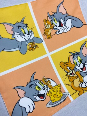 Yaya Design Co Tom Ve Jerry Desenli Dijital Baskılı Kırlent Kılıfı ve Yastık