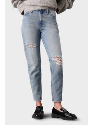 Calvin Klein % 100 Pamuk Mom Fit Yüksek Bel Daralan Paça Jeans J20J2240261AA Bayan Kot Pantolon J20J224026 1AA