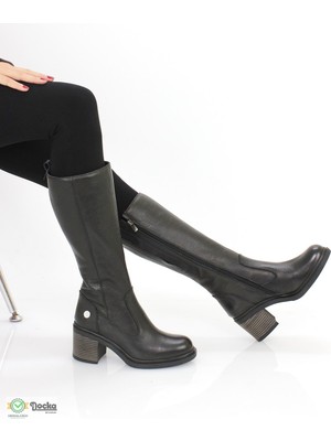 Mammamia Kadın Hakiki Deri Lastik Detaylı Kalın Topuklu Çizme M25/KC2035