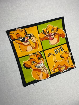 Yaya Design Co The Lion King Desenli Dijital Baskılı Kırlent Kılıfı ve Yastık