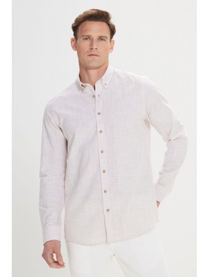 Altınyıldız Classics Erkek Bej Slim Fit Dar Kesim Düğmeli Yaka Keten Görünümlü %100 Pamuk Flamlı Yazlık Gömlek