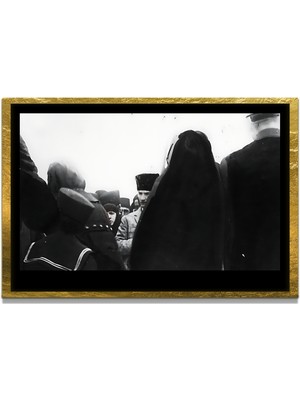 Marsilyan Yapay Zeka ile Yenilenmiş Atatürk Fotoğrafları Siyah Beyaz Cam Tablo, 3D Dekoratif Baskı 13