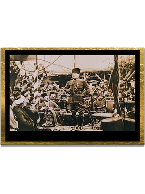 Marsilyan Yapay Zeka ile Yenilenmiş Atatürk Fotoğrafları Siyah Beyaz Cam Tablo, 3D Dekoratif Baskı 362