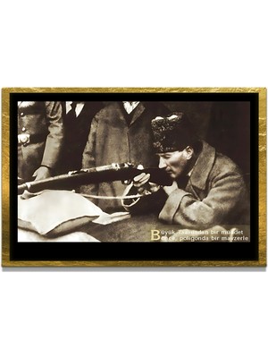 Marsilyan Yapay Zeka ile Yenilenmiş Atatürk Fotoğrafları Siyah Beyaz Cam Tablo, 3D Dekoratif Baskı 720