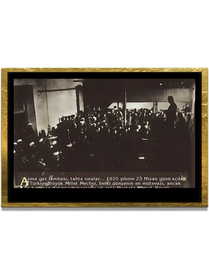 Marsilyan Yapay Zeka ile Yenilenmiş Atatürk Fotoğrafları Siyah Beyaz Cam Tablo, 3D Dekoratif Baskı 684